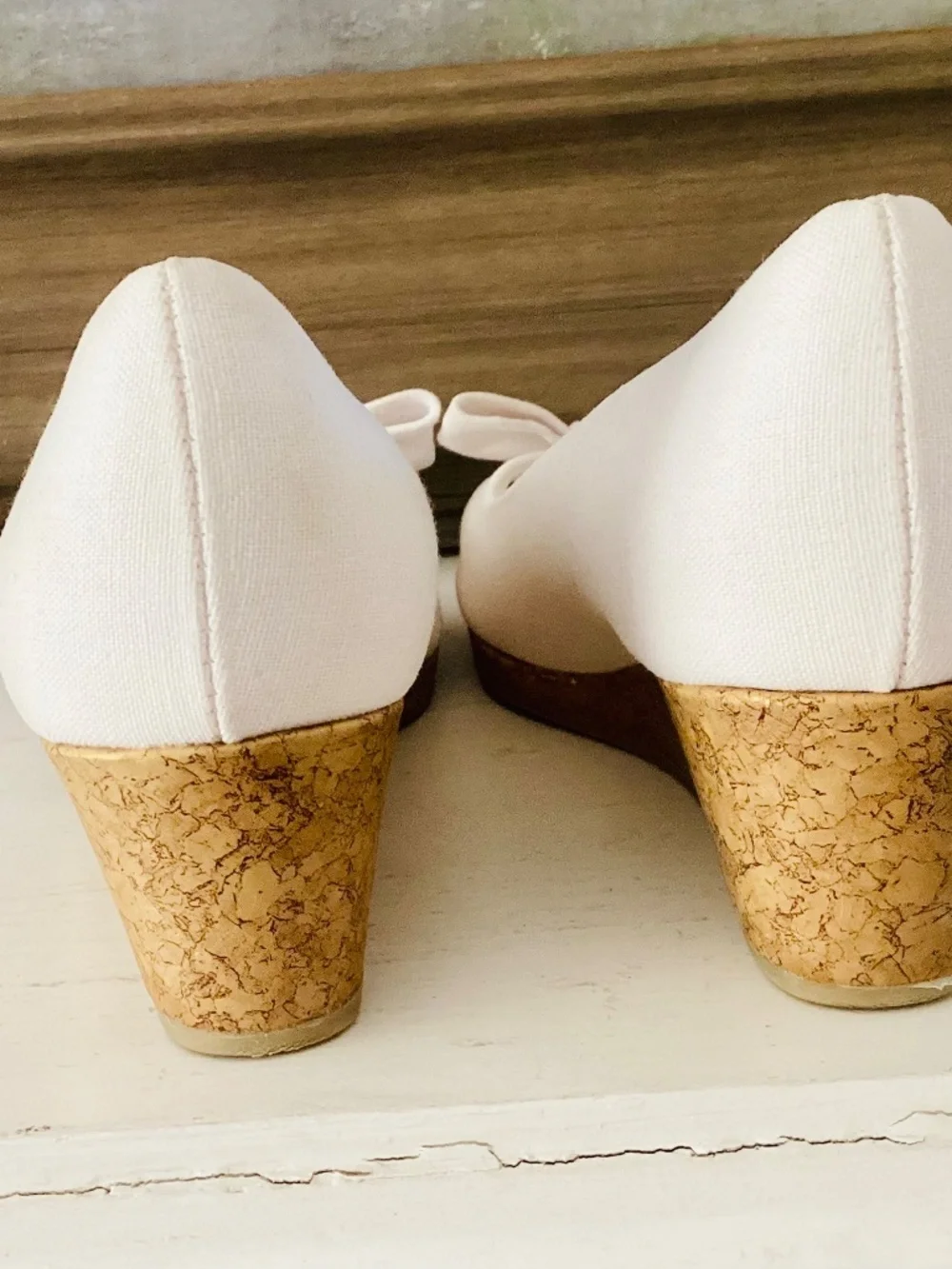 American Eagle Fabric Wedge Size Girls Youth 3 Pumps White Bow Peep Toe Cork
